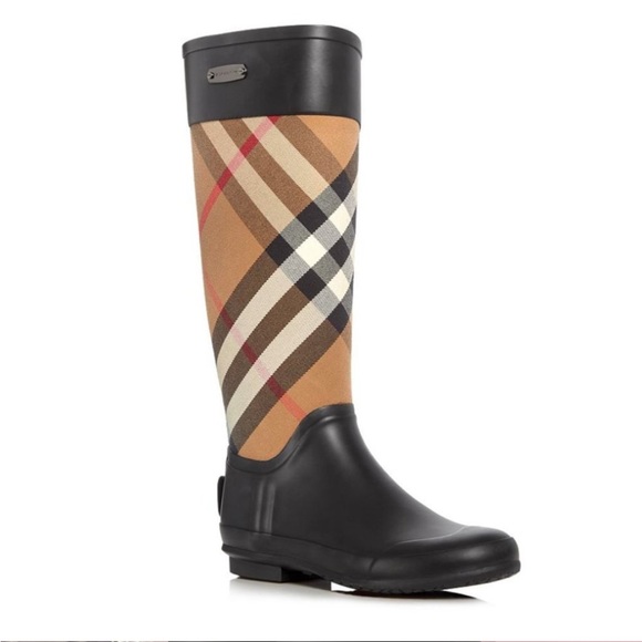 Burberry Chesterford Rainboots - Picture 11 of 11